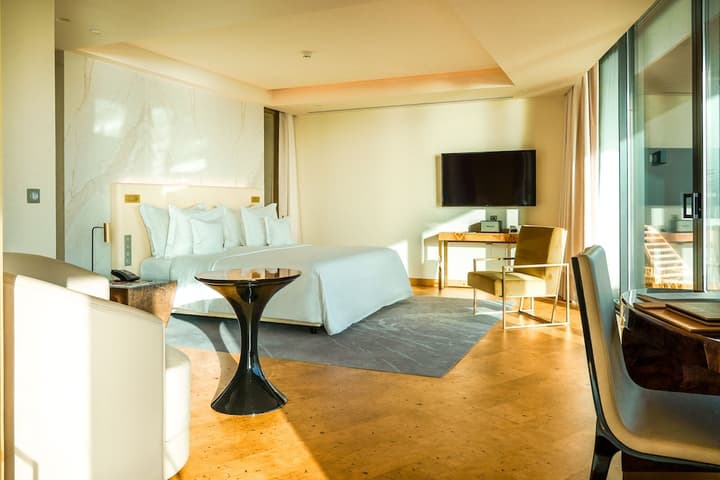 Savoy Palace - The Leading Hotels of the World - Savoy Signature