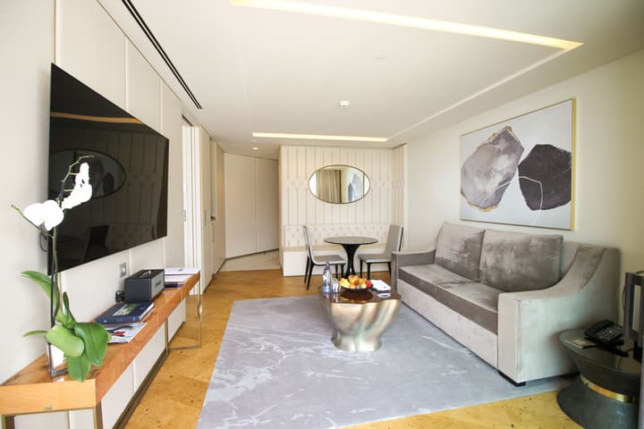Savoy Palace - The Leading Hotels of the World - Savoy Signature