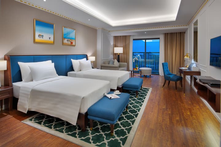 FLC Halong Bay Golf Club & Luxury Resort