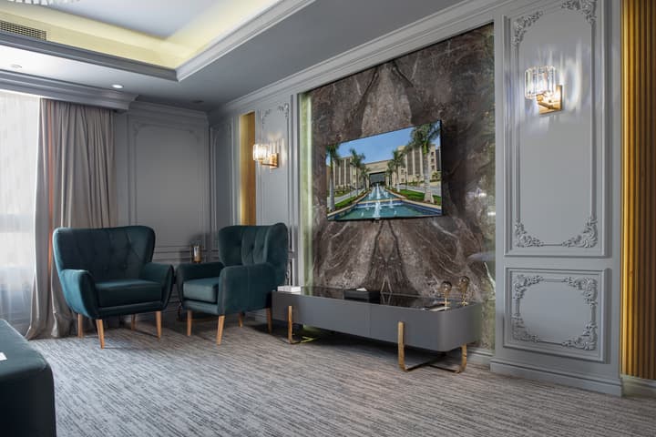 Triumph Luxury Hotel