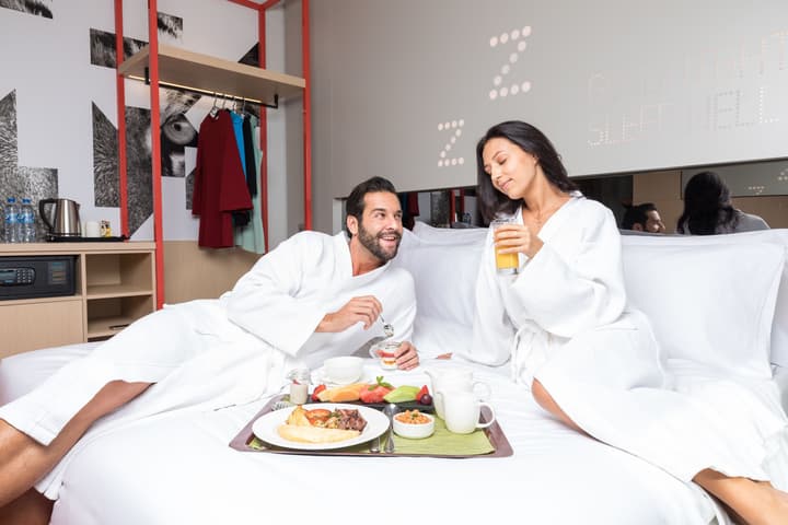 Studio M Arabian Plaza Hotel & Hotel Apartments