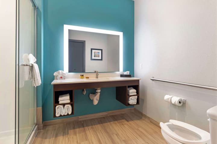 Best Western Plus Medical Center