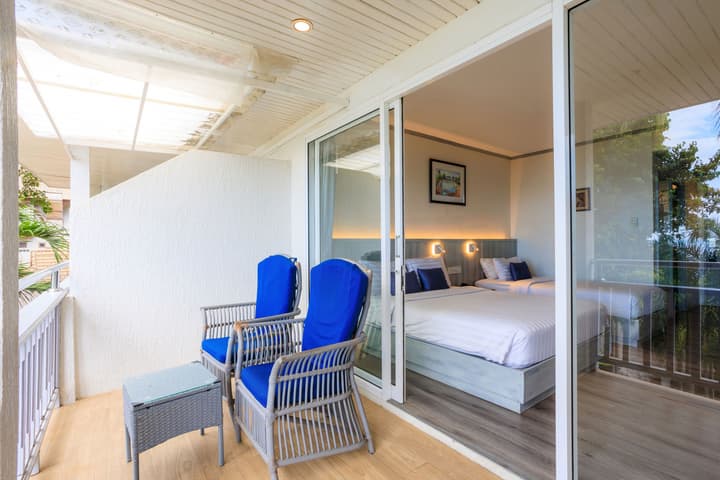 Coral Cliff Beach Resort Samui