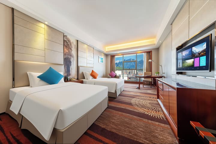 Zhangjiajie Huatian Hotel