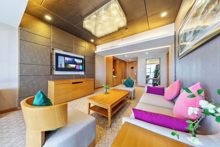 Zhangjiajie Huatian Hotel