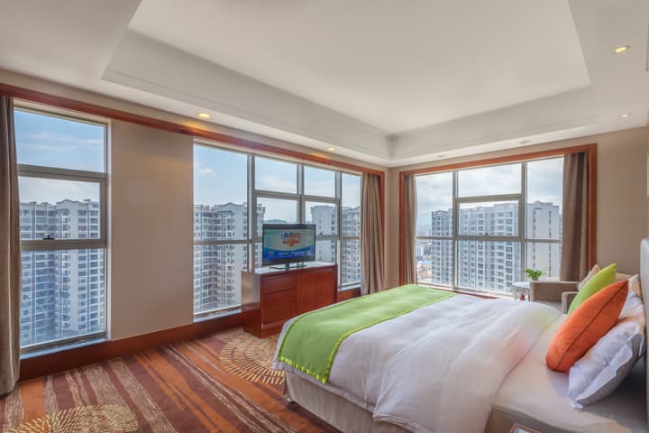 Zhangjiajie Huatian Hotel