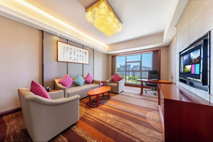 Zhangjiajie Huatian Hotel
