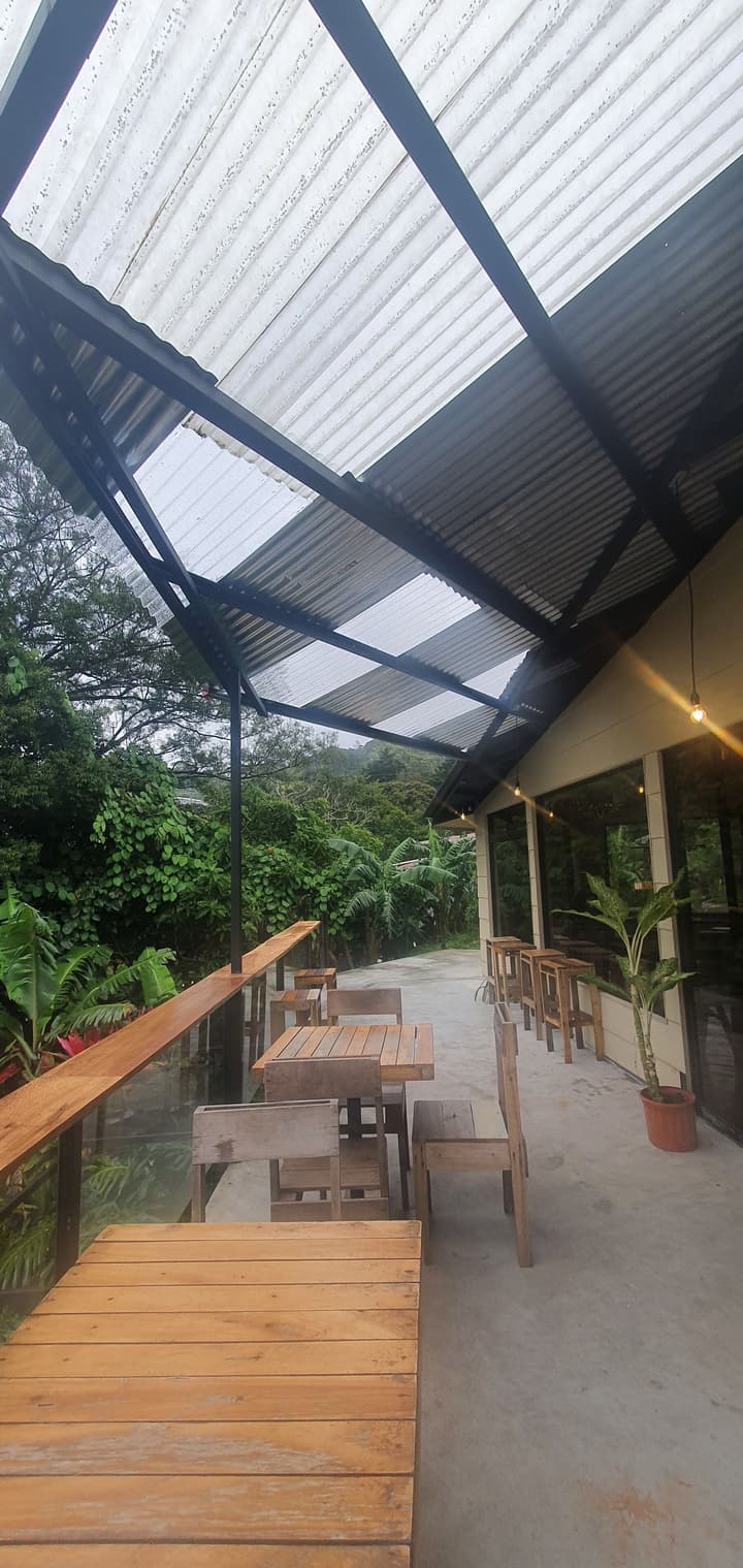 OutBox Inn