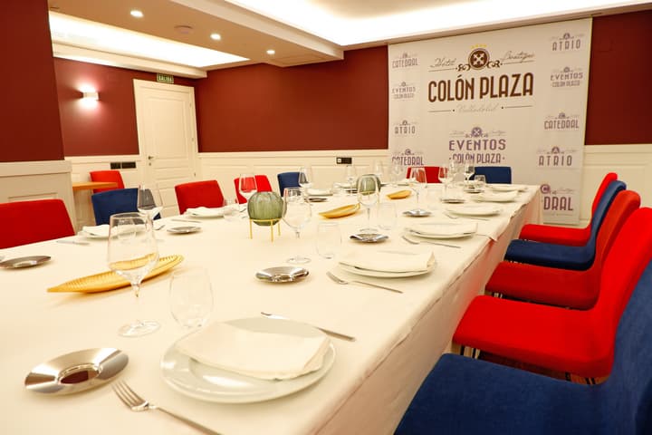 Hotel Colón Plaza