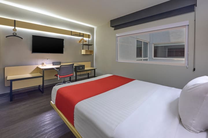 City Express by Marriott Ciudad de México La Villa