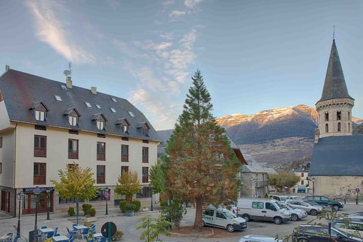 Hotel Ribaeta