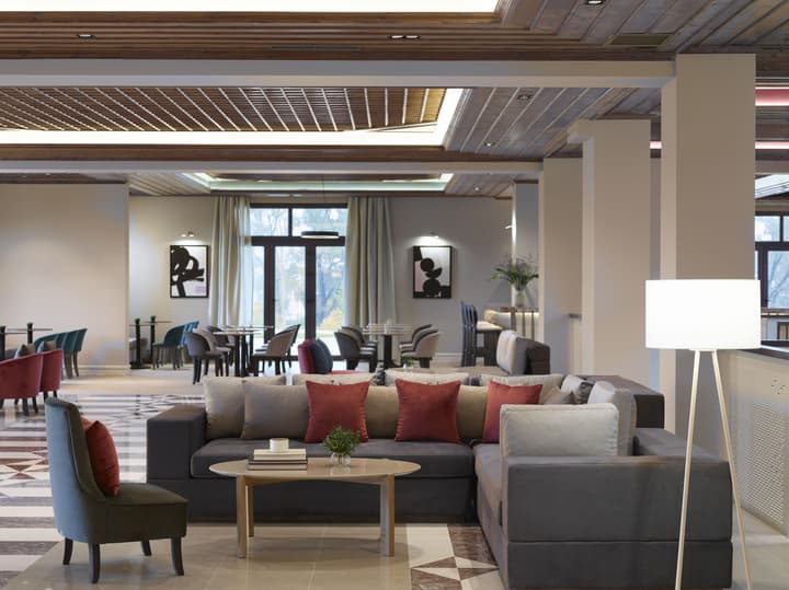 The Lake Hotel