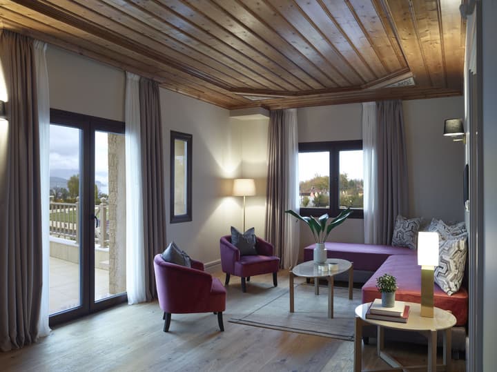 The Lake Hotel