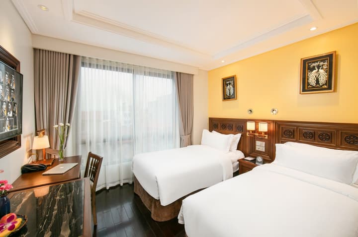 LUCIEN HANOI LAKESIDE HOTEL & ROOFTOP