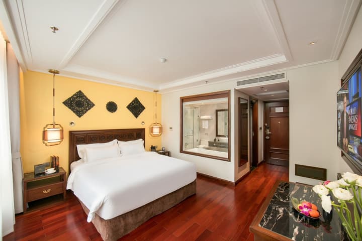 LUCIEN HANOI LAKESIDE HOTEL & ROOFTOP