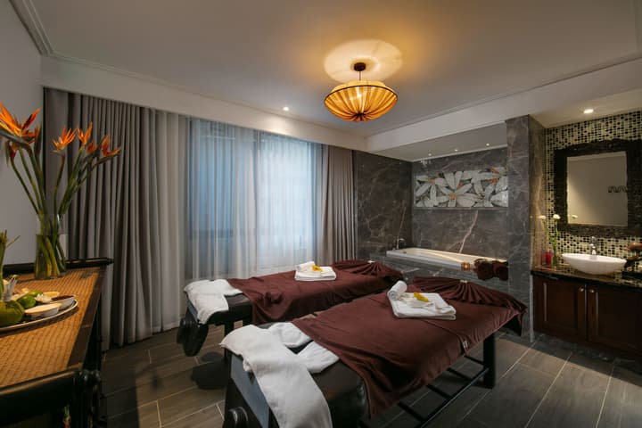 LUCIEN HANOI LAKESIDE HOTEL & ROOFTOP