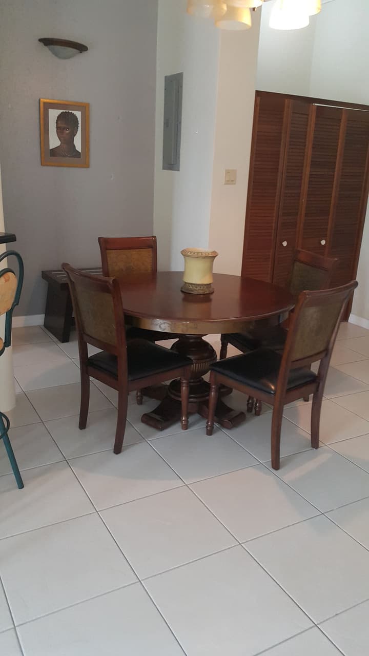 2 Bed Apt with Balcony at Runaway Bay