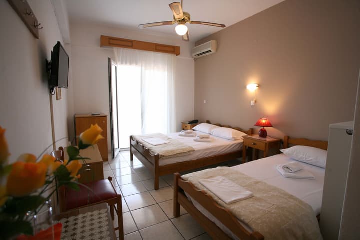 OLYMPUS VIEW Rooms Sauna & Spa