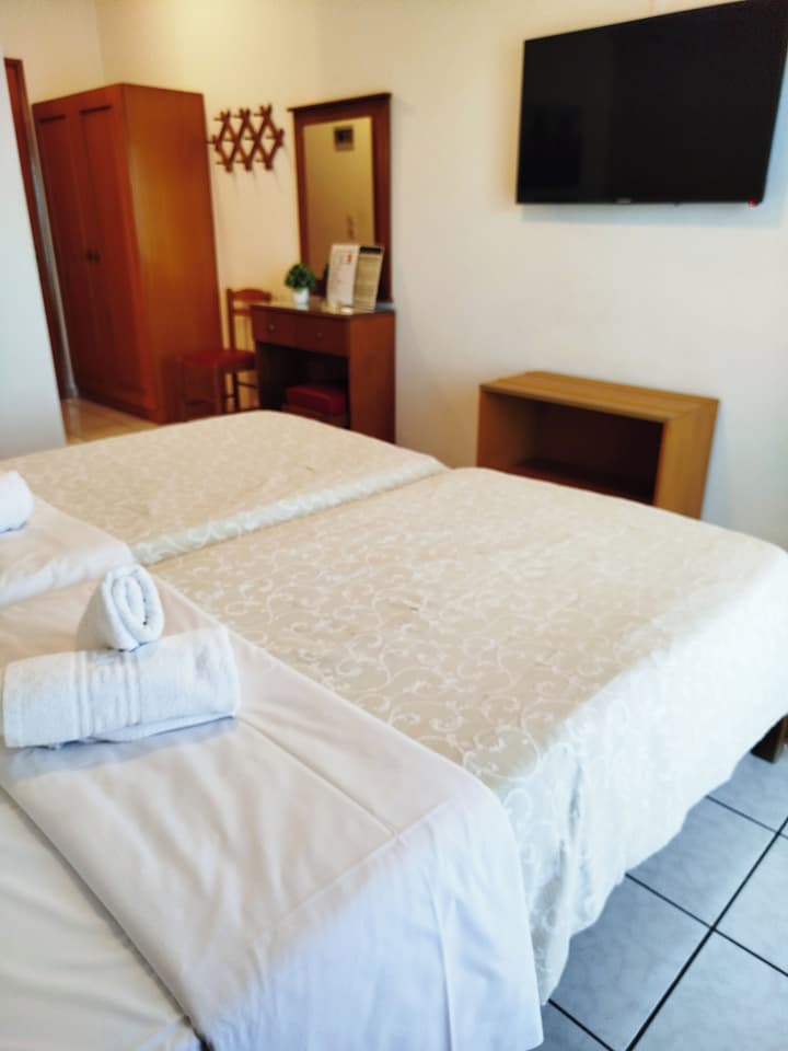 OLYMPUS VIEW Rooms Sauna & Spa