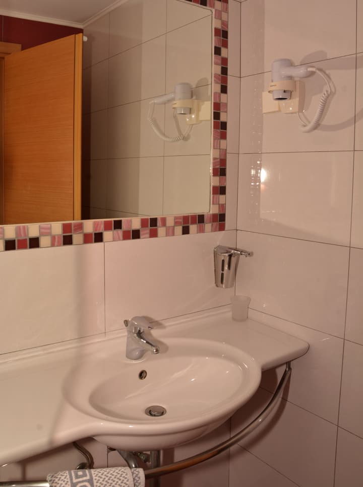 Kavos Plaza Hotel