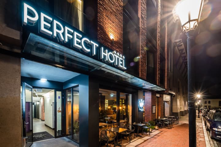 Perfect Hotel
