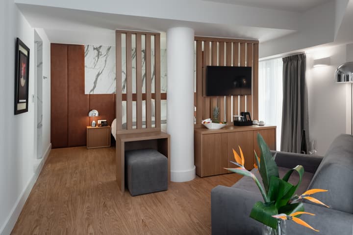 Elia Ermou Athens Hotel