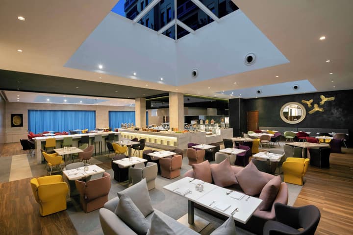 Hyatt Place Dubai Wasl District