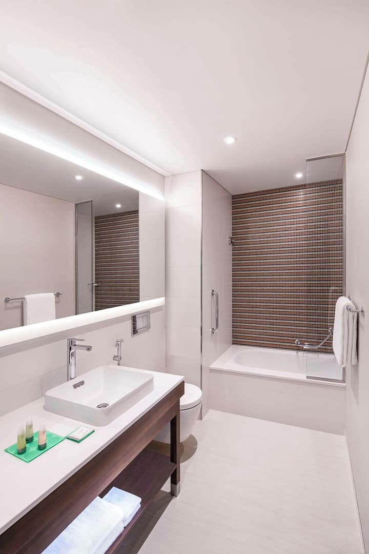 Hyatt Place Dubai Wasl District