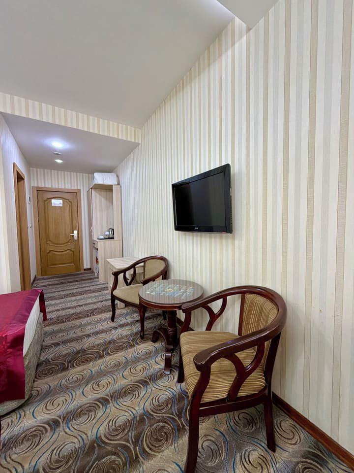 Royal Hotel