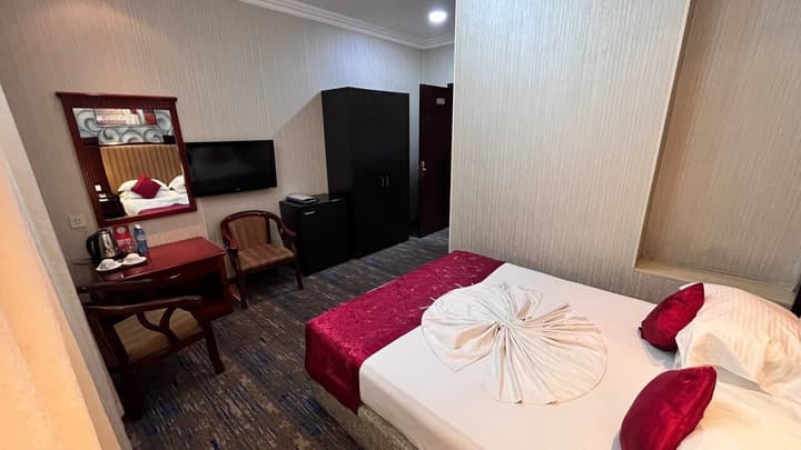 Royal Hotel