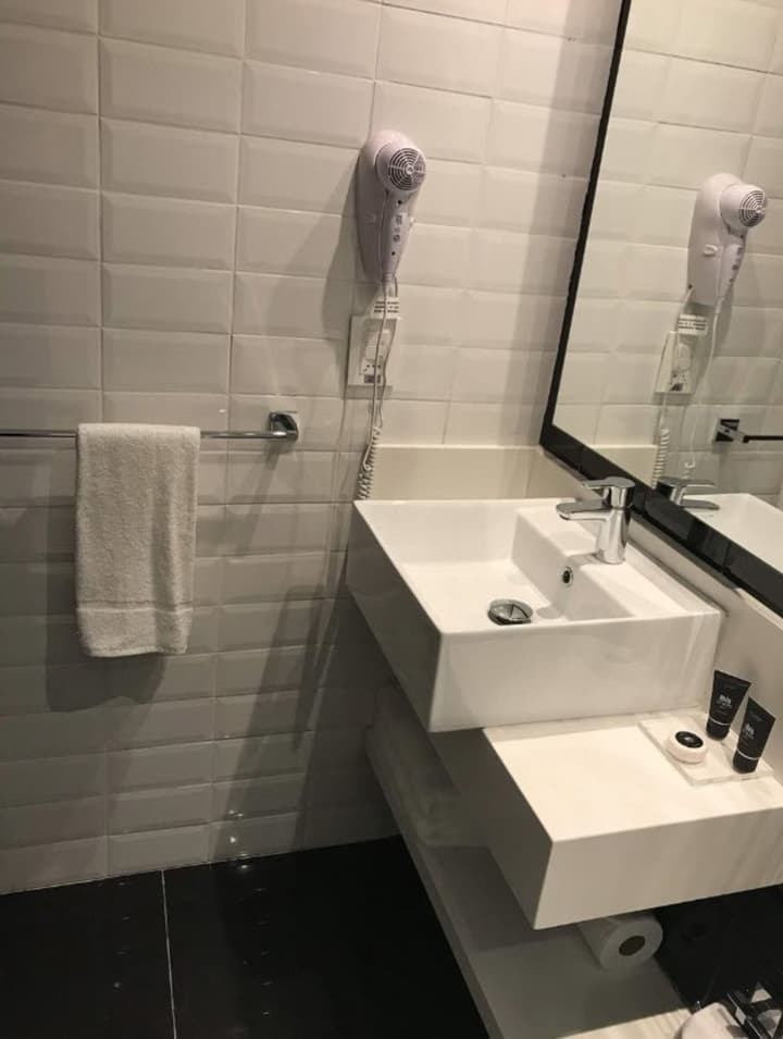 ibis styles Montevideo Biarritz Hotel