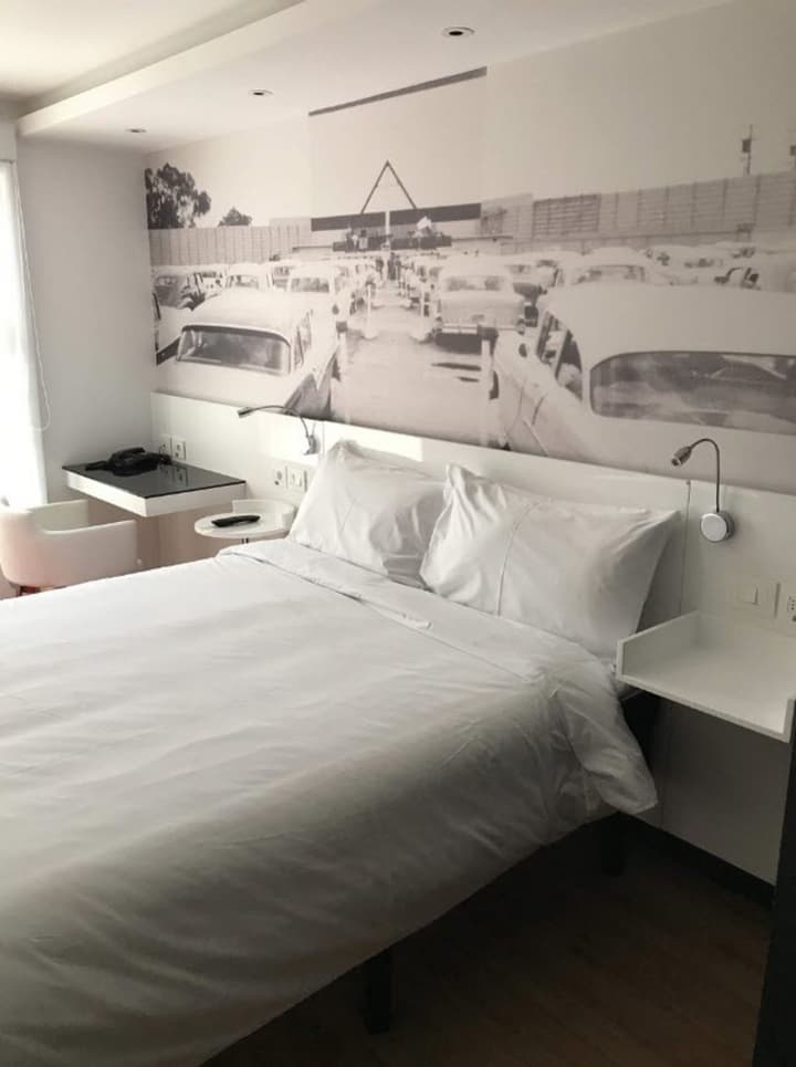 ibis styles Montevideo Biarritz Hotel