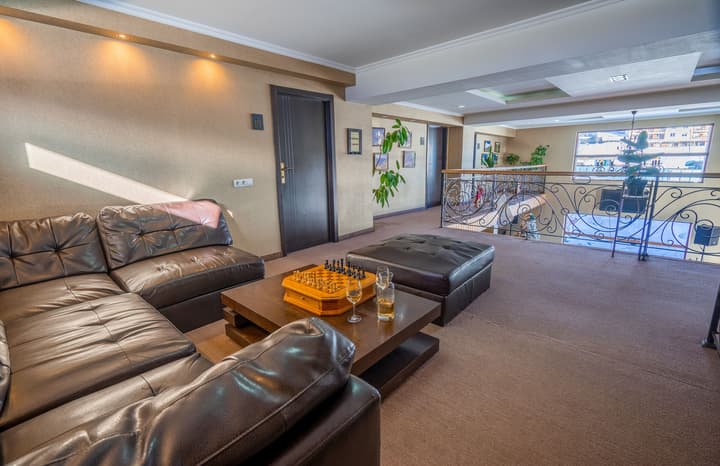 Good Aura Hotel