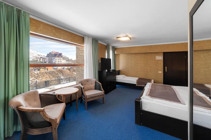Good Aura Hotel