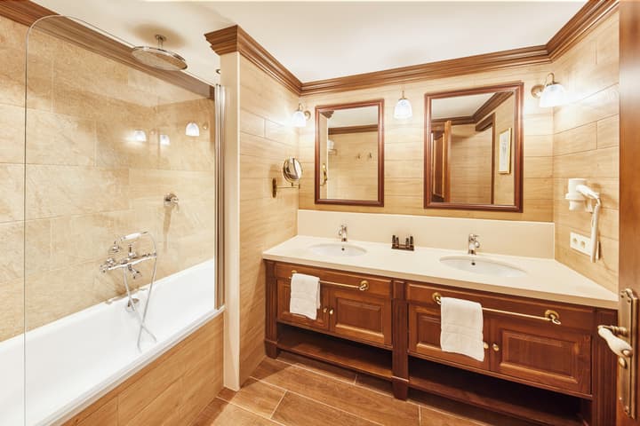 PortAventura Hotel Colorado - Includes unlimited access to PortAventura Park & 1 day access to Ferrari Land