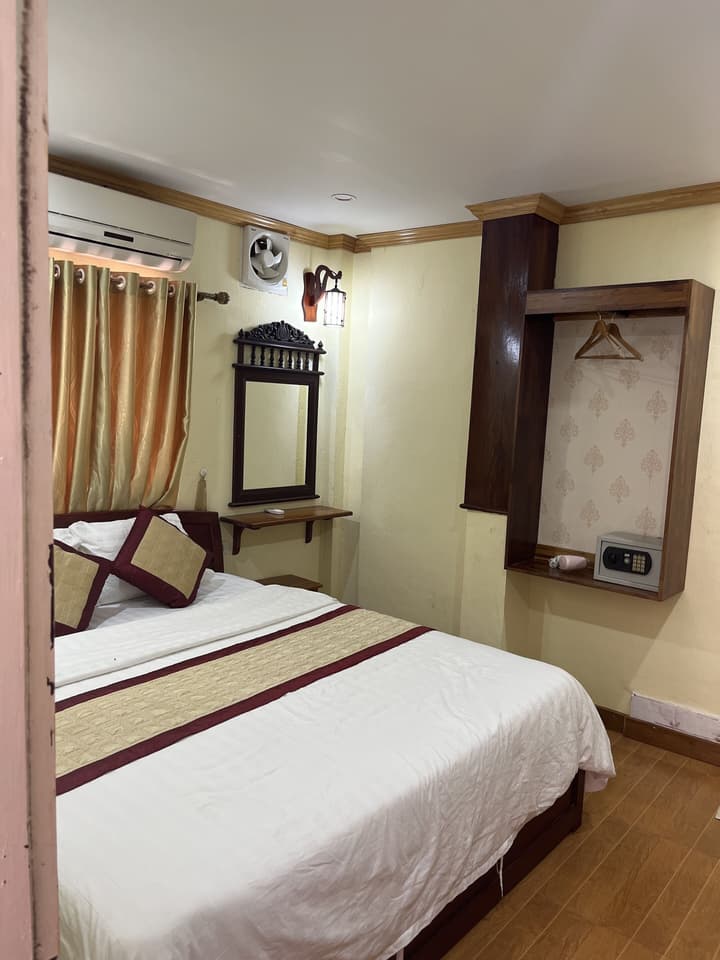 Xayana Home