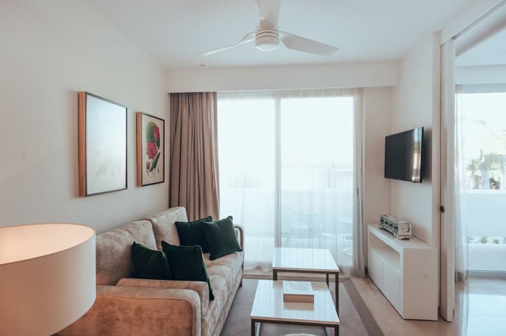 Antera Hotel & Residences