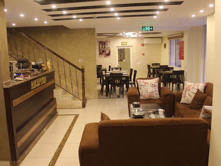 Shaqilath Hotel