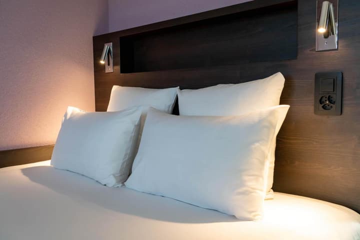 Nash Pratik Hotel