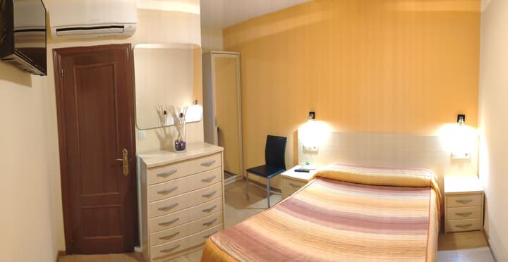 Hostal Hispánico I