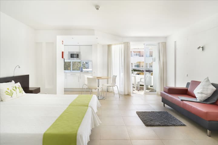 Golden Club Cabanas