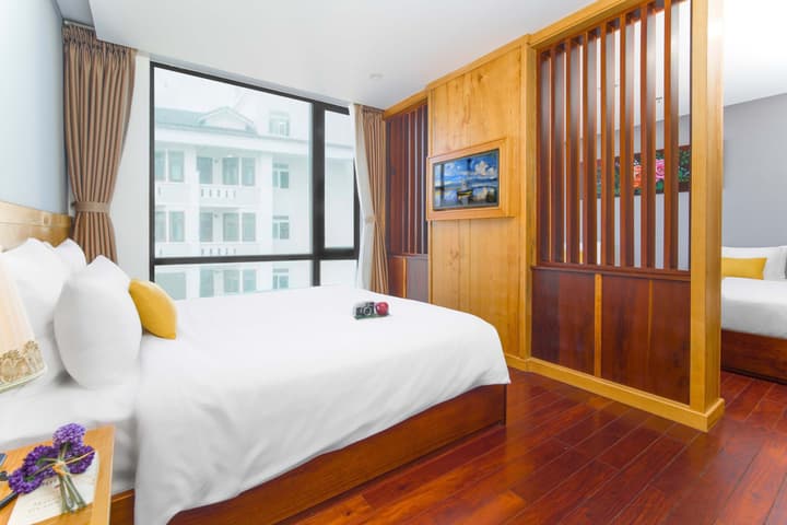 Sunny Ocean Hotel & Spa