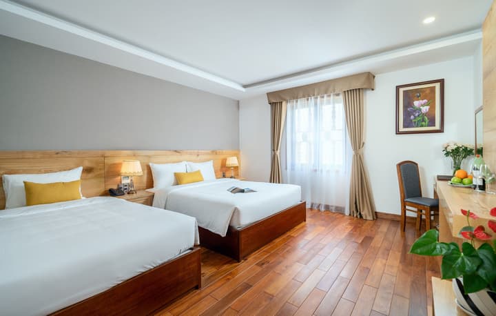 Sunny Ocean Hotel & Spa