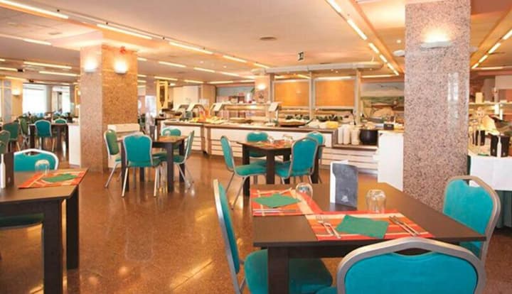 Apartamentos Esmeralda