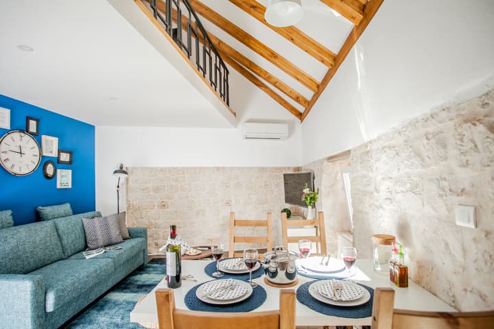 Townhouse Lucia