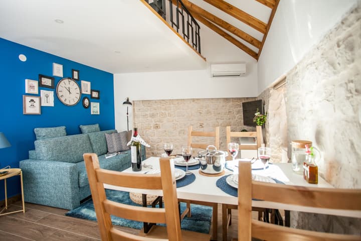 Townhouse Lucia