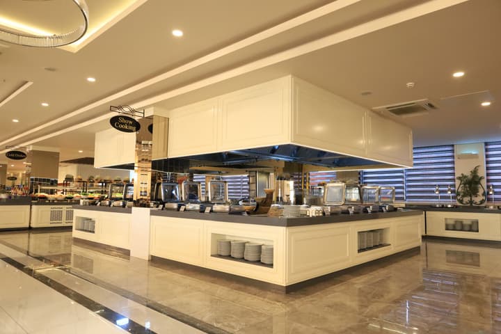 Aydinbey Queen's Palace & Spa - Ultra All Inclusive