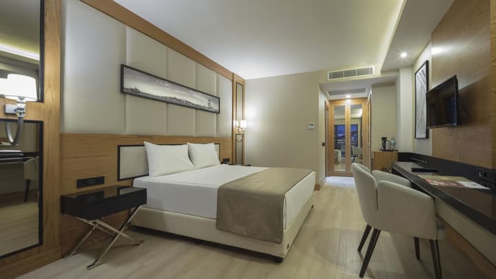 Aydinbey Queen's Palace & Spa - Ultra All Inclusive