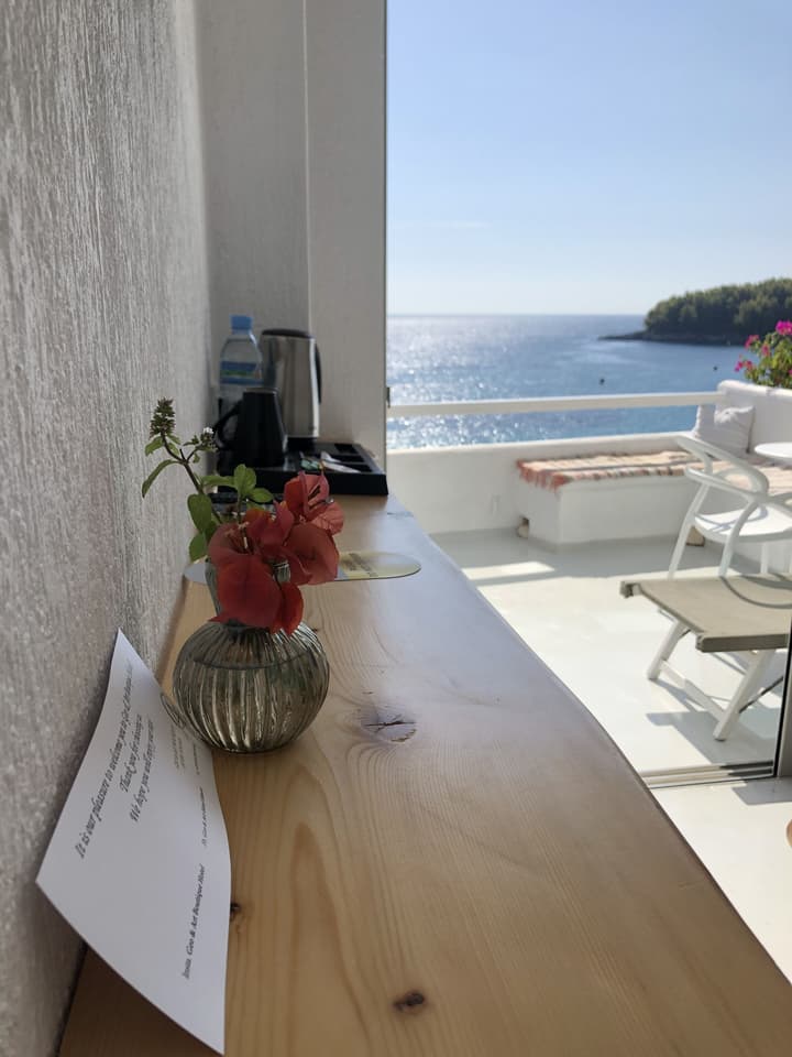 Geo & Art Boutique Hotel