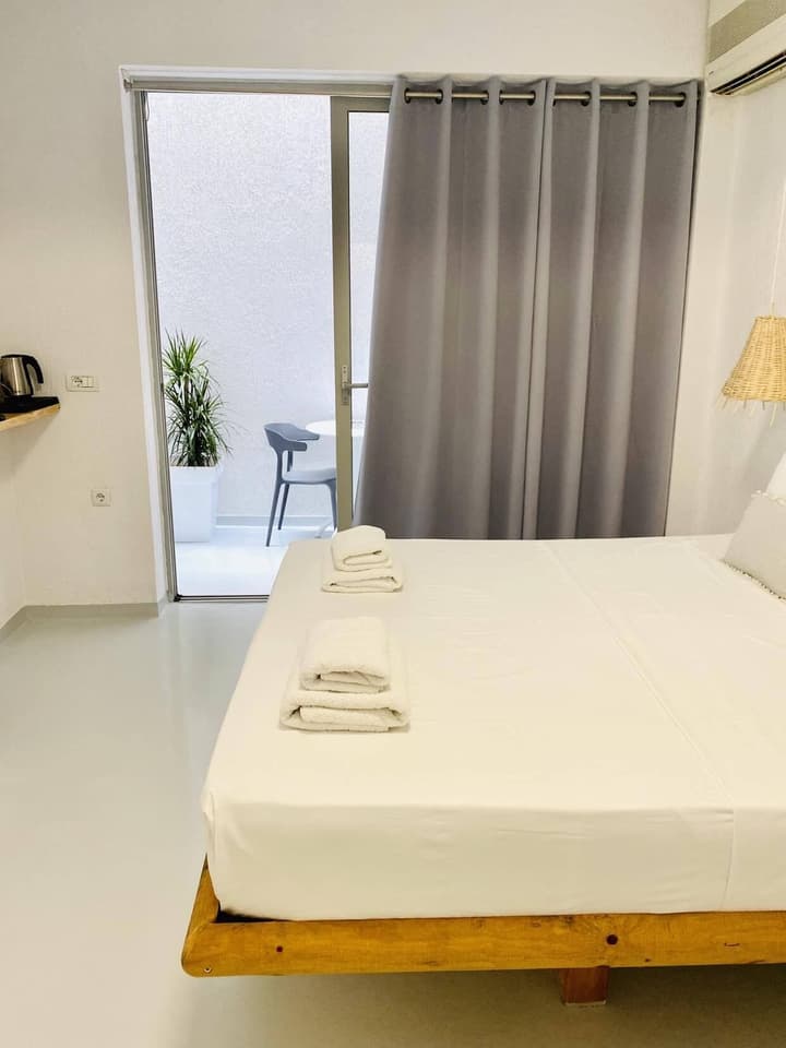 Geo & Art Boutique Hotel
